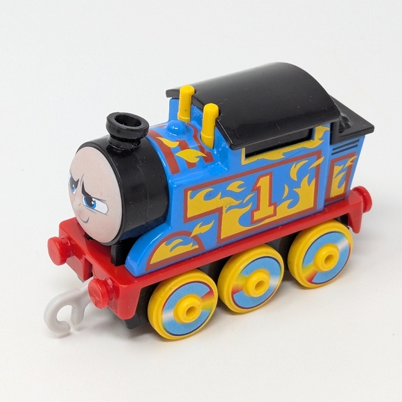 Thomas & Friend Color Changing Train Engine 1 - Picture 2 of 6